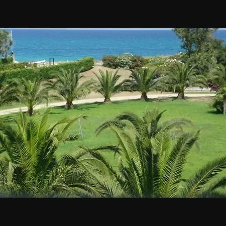 Casa Vacanze Mery 아파트 다볼리
