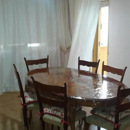 Casa Vacanze Mery 다볼리